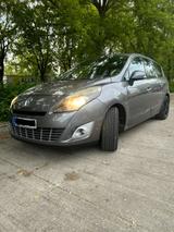 Renault Grand Scenic 2.0 dci,Automatik,key... - Renault Grand Scenic aus 2009