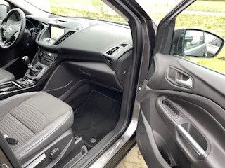 Ford Kuga - 4