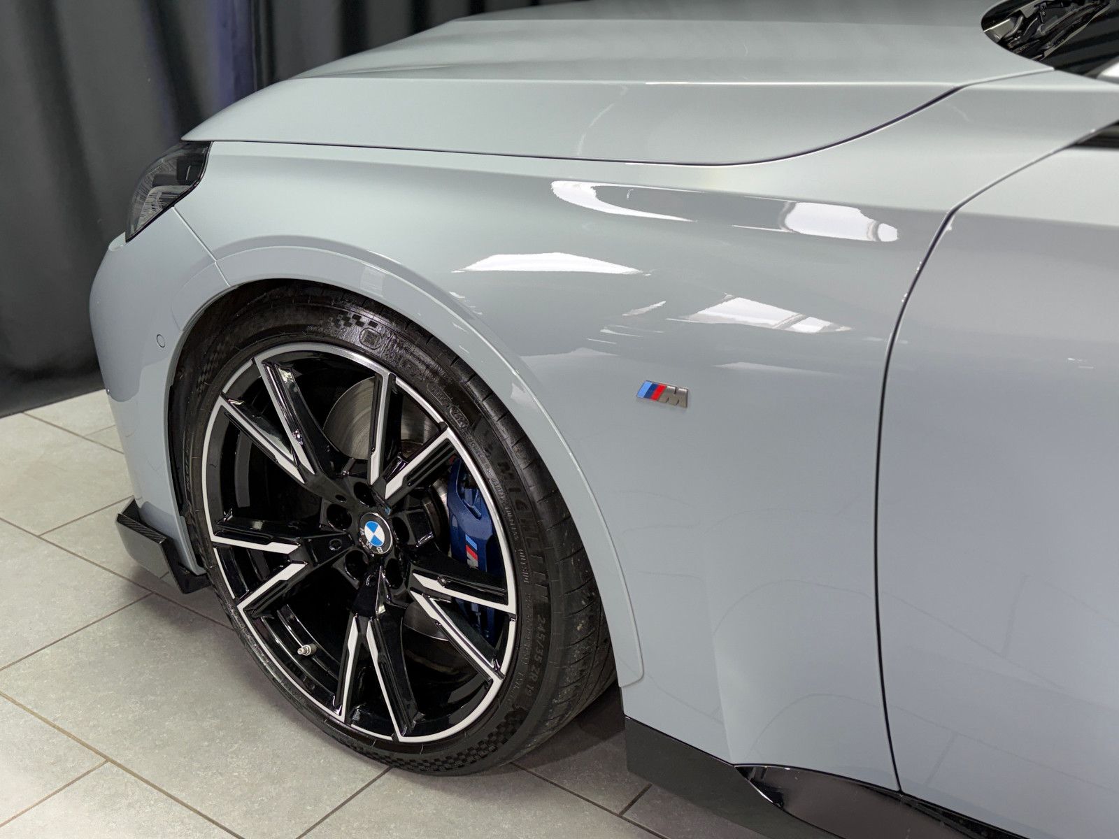 Fahrzeugabbildung BMW BMW M240i xDrive|GRAIL|EVENTURI|M-SItz|LASER|H&K