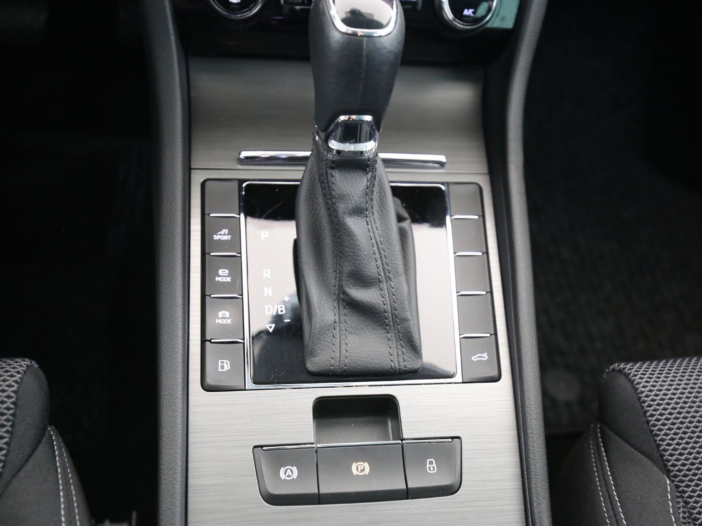 Skoda Superb - Bild 16