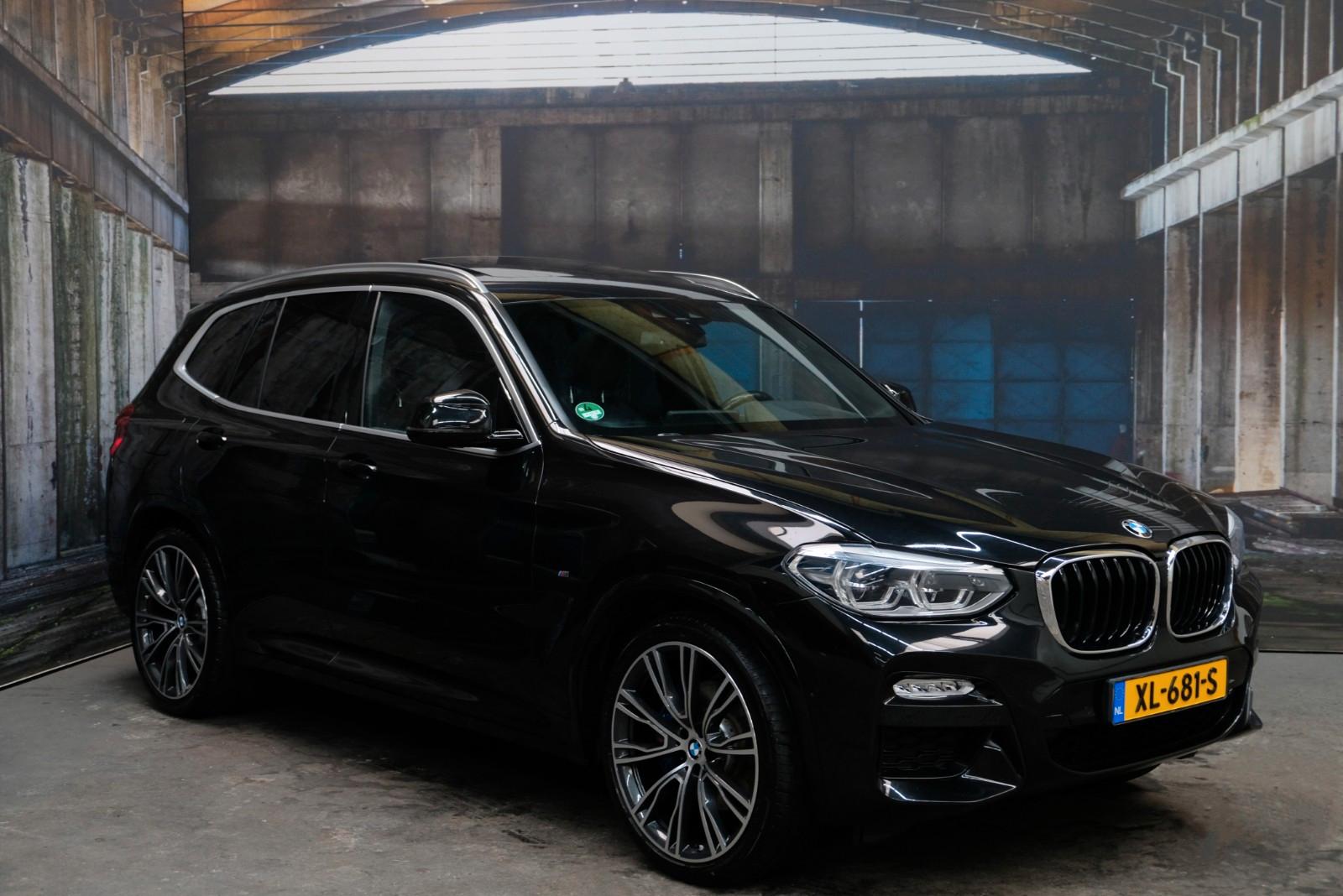 BMW X3 xDrive 30d M-Sport*LED*Pano*Leder*H&K*Voll