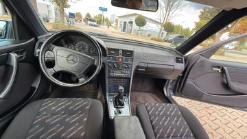صورة 5 لـ 1997 Mercedes-BENZ C 180