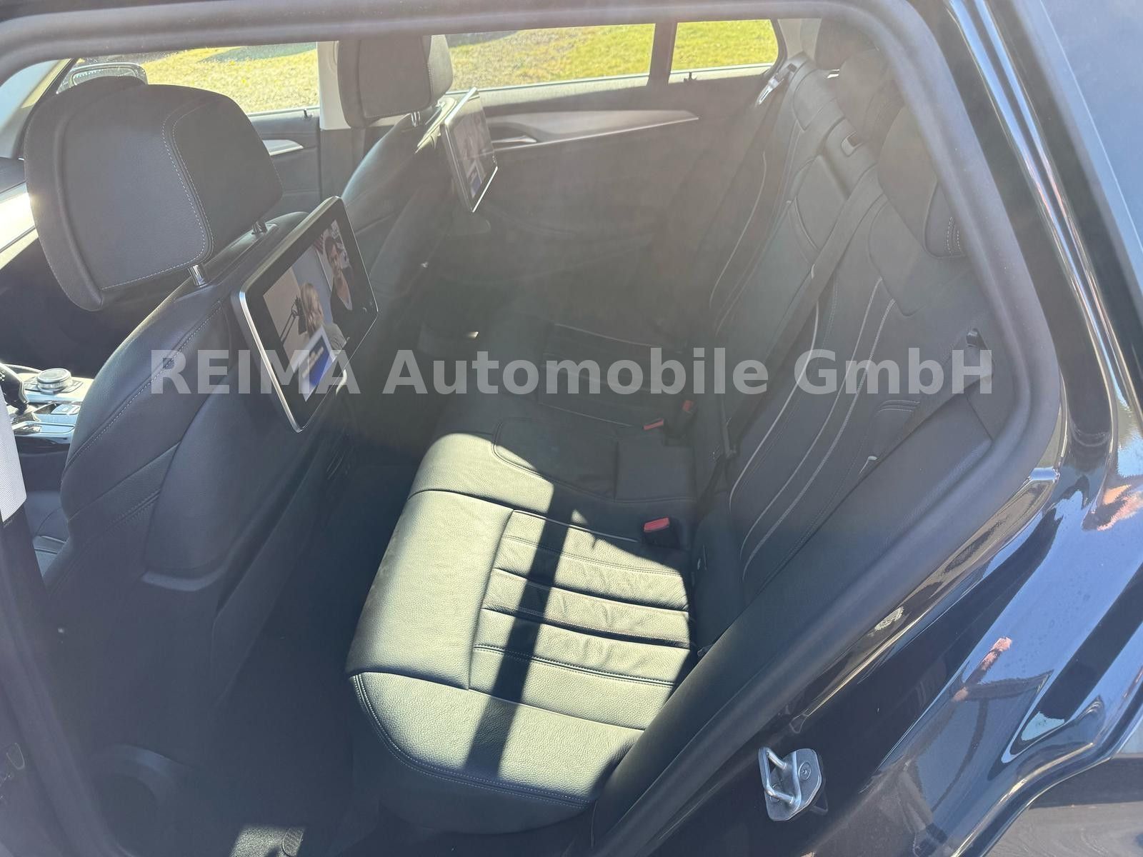 Fahrzeugabbildung BMW 530i Touring xDrive,Laser,TV,Fond-Entertainment