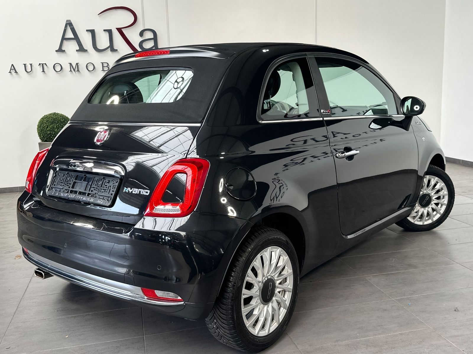 Fahrzeugabbildung Fiat 500C 1.0 GSE Mild-Hybrid Dolcevita CARPLAY