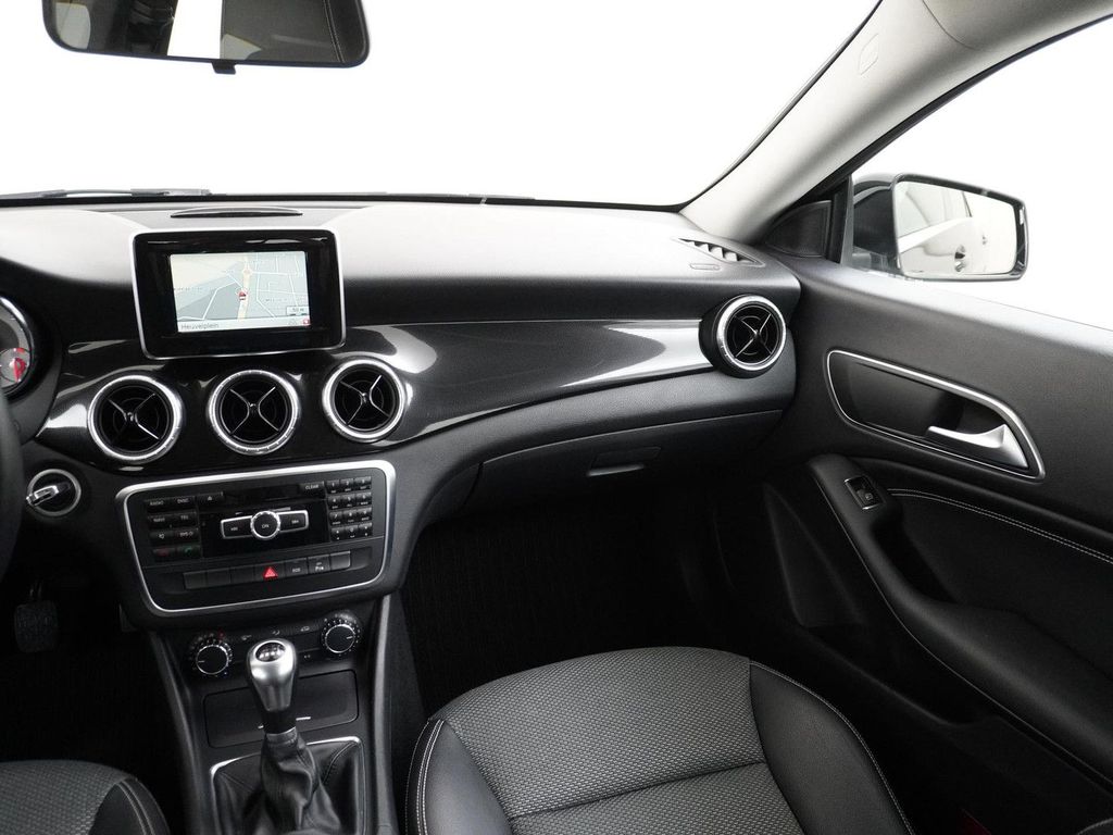 Mercedes-Benz CLA 180 CDI Ambition navi