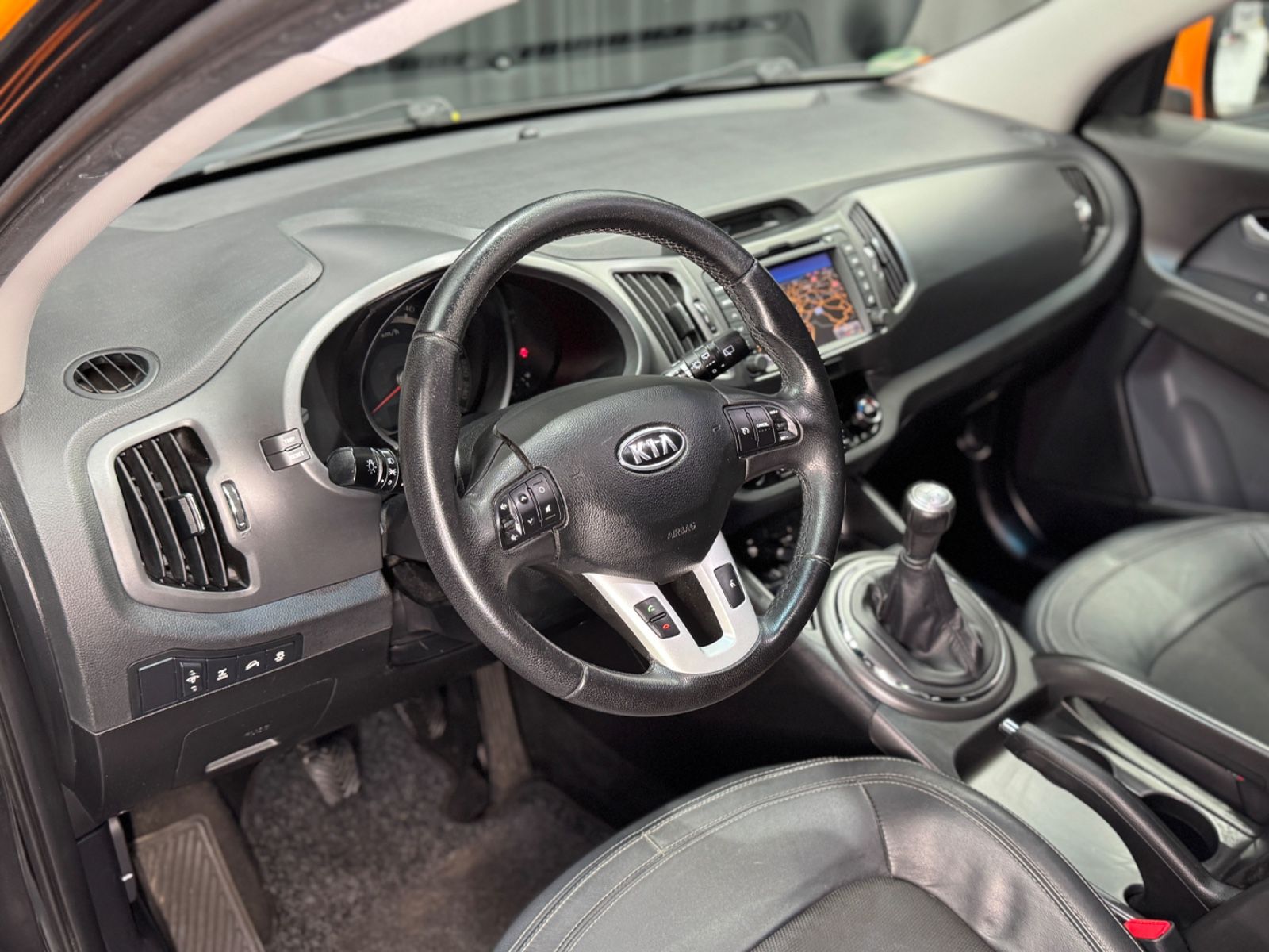 Fahrzeugabbildung Kia Sportage Spirit 4WD|TÜV 11/2027|8-FACH|
