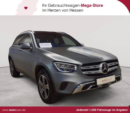 Mercedes-Benz GLC 300de-AMG PANO AHK HuD BusiP AssiP