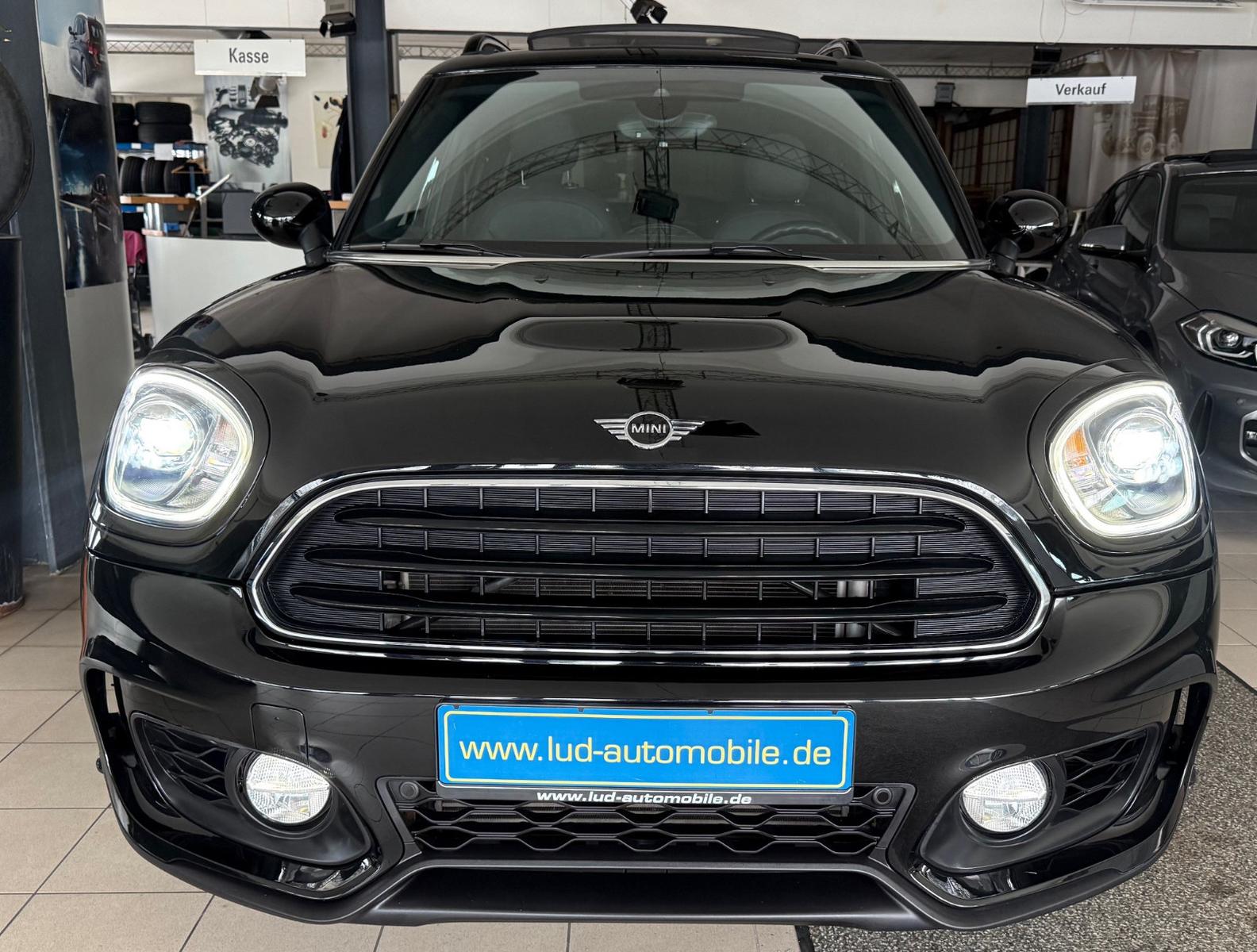 MINI Cooper Countryman,Cooper Works Trim