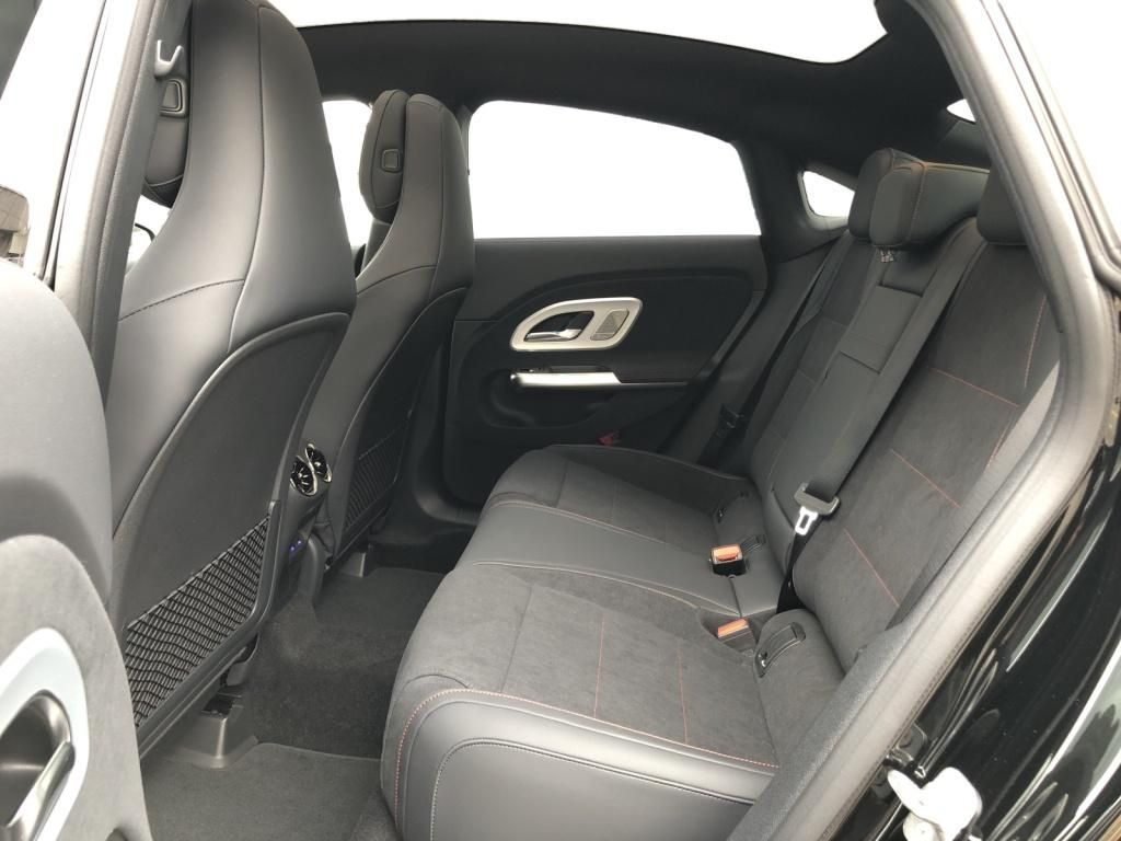 Mercedes-Benz CLA 200 4MATIC AMG 19Z Night MBeam AHK Sound foto 10