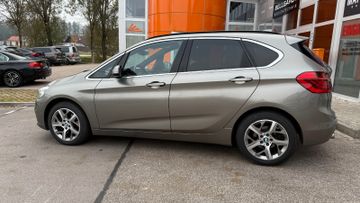 BMW 220 Active Tourer - 2