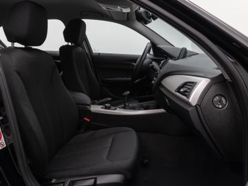 Fahrzeugabbildung BMW 116i Advantage Sitzhzg PDChint. Geschwindigkeit