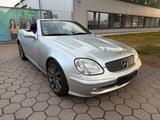 Mercedes-Benz SLK 200 KOMPRESSOR-Klima-Leder-Tempo-Sitzhz-TÜV - Mercedes-Benz SLK 200 Gebrauchtwagen in Hamburg