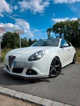 Alfa Romeo Giulietta Quadrifoglio  1.75 TBI - gebrauchte Alfa Romeo Giulietta aus dem Jahr 2010
