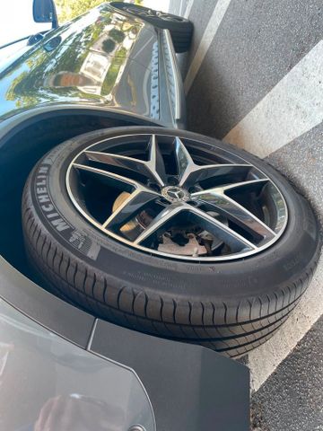 MERCEDES-BENZ GLC 250 d 4MATIC AMG Line Autom. AMG Line