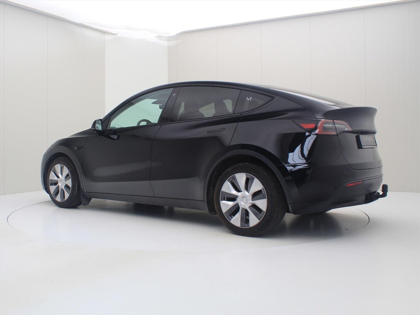 Tesla Model Y Long Range AWD 75kWh 351pk 93% SoH [ TRE imagem 3