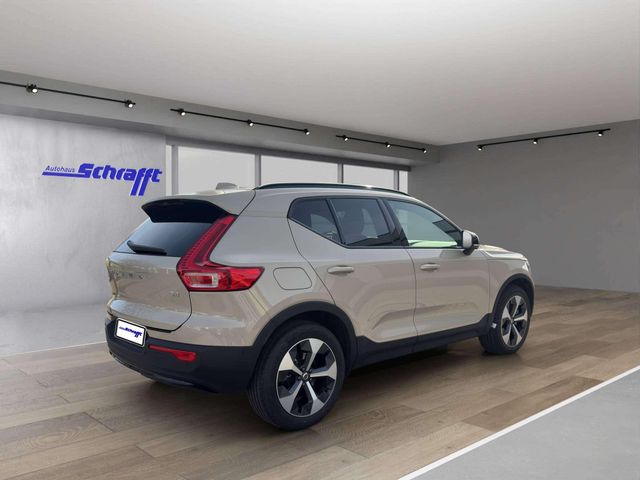 Volvo XC40 Plus Dark B4 2WD Deal Attack bis 30.10.2026
