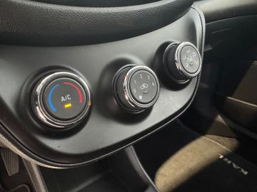 Bild 17 Opel Karl Rocks CarPlay Sitzheizung Lenkradheizung