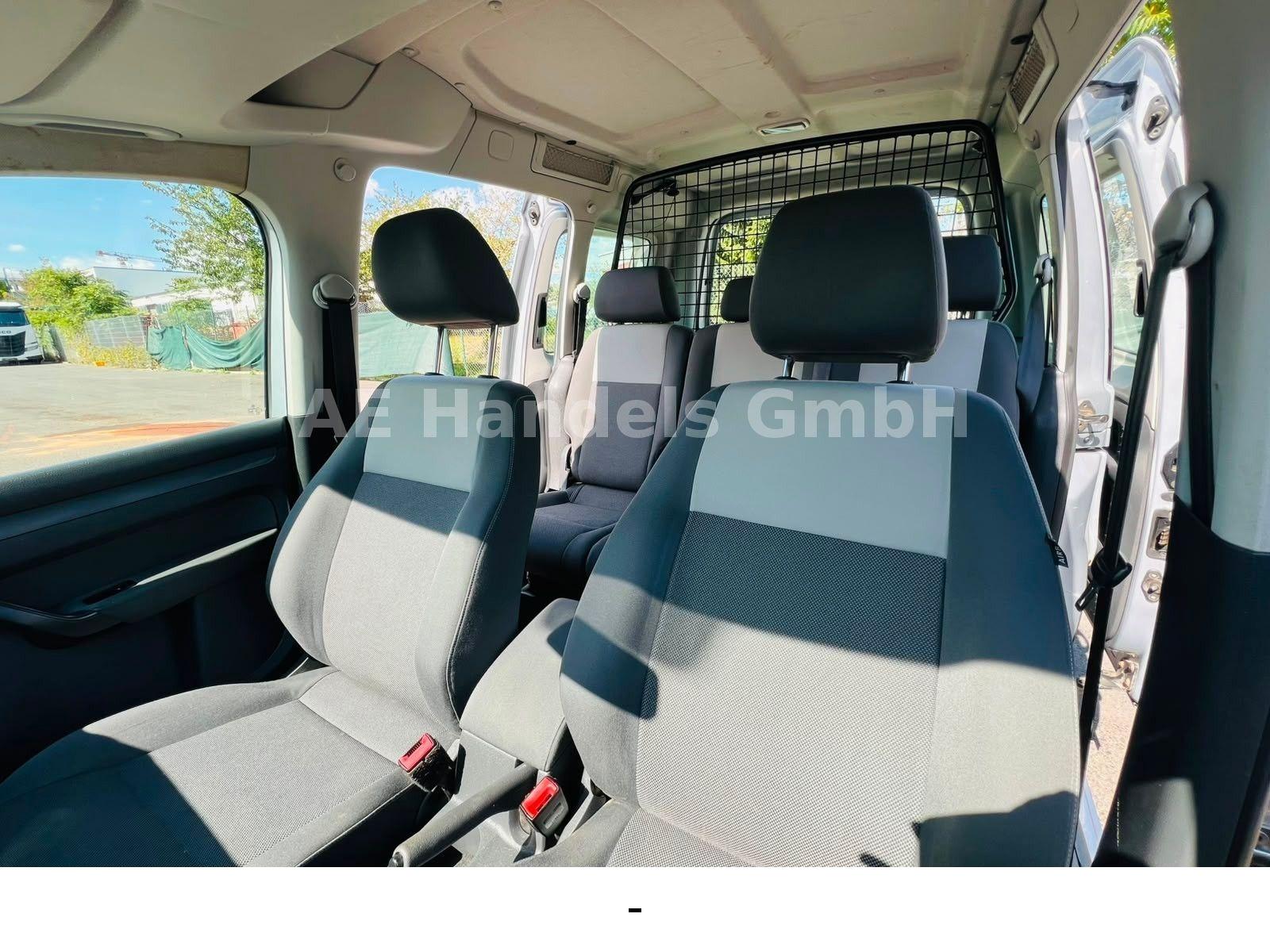 Volkswagen Caddy 2013 — photo 34