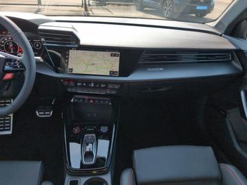  AUDI RS3 照片 8