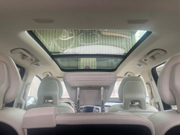 Volvo XC90 - 8