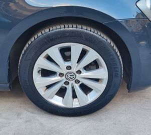 Volkswagen Golf - 8