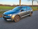Skoda Rapid 1.2 TSI Elegance Spaceback Elegance - Skoda Rapid Elegance mit Benzin-Antrieb