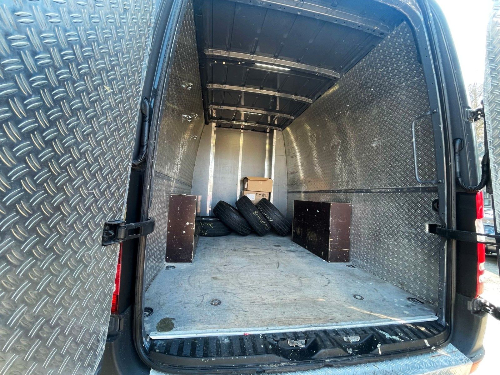 Fahrzeugabbildung Mercedes-Benz Sprinter II DOKA 316 CDI MAXI KLIMA NAVI AHK 1Hd