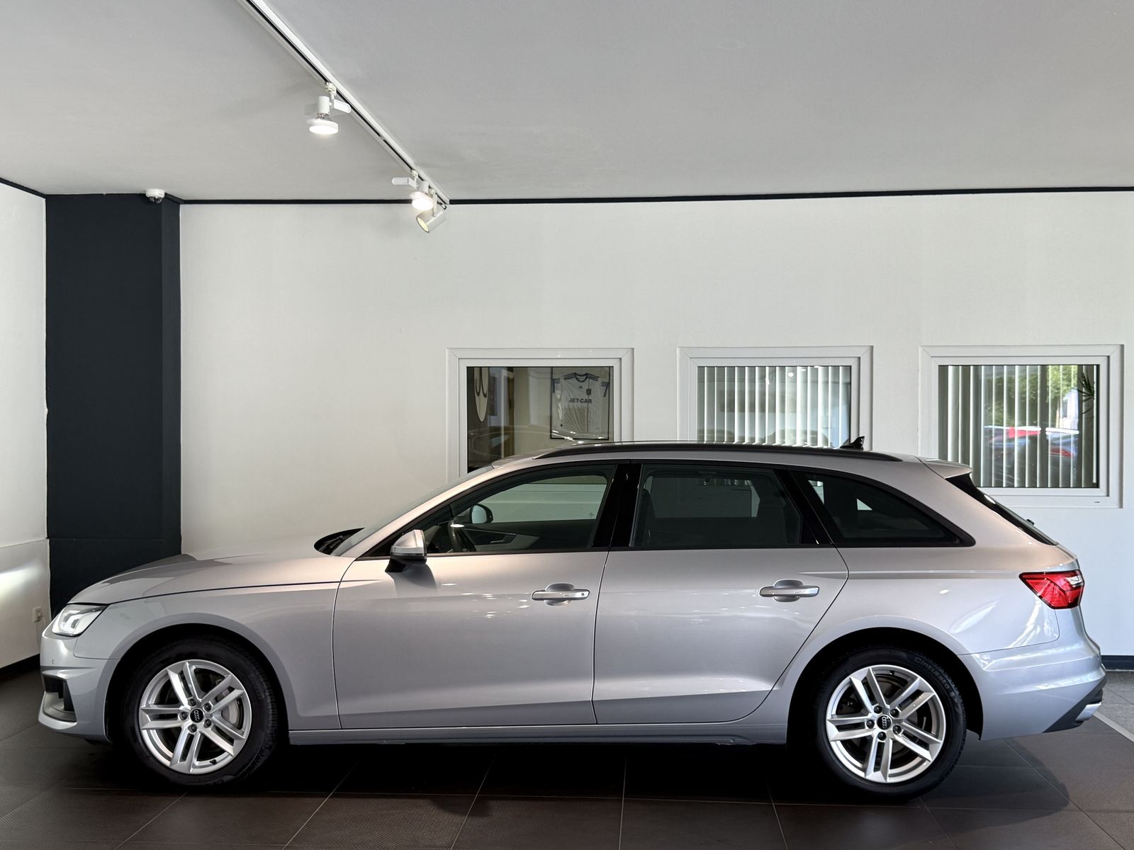 Audi A4 40 TDI S-Line HD foto 3