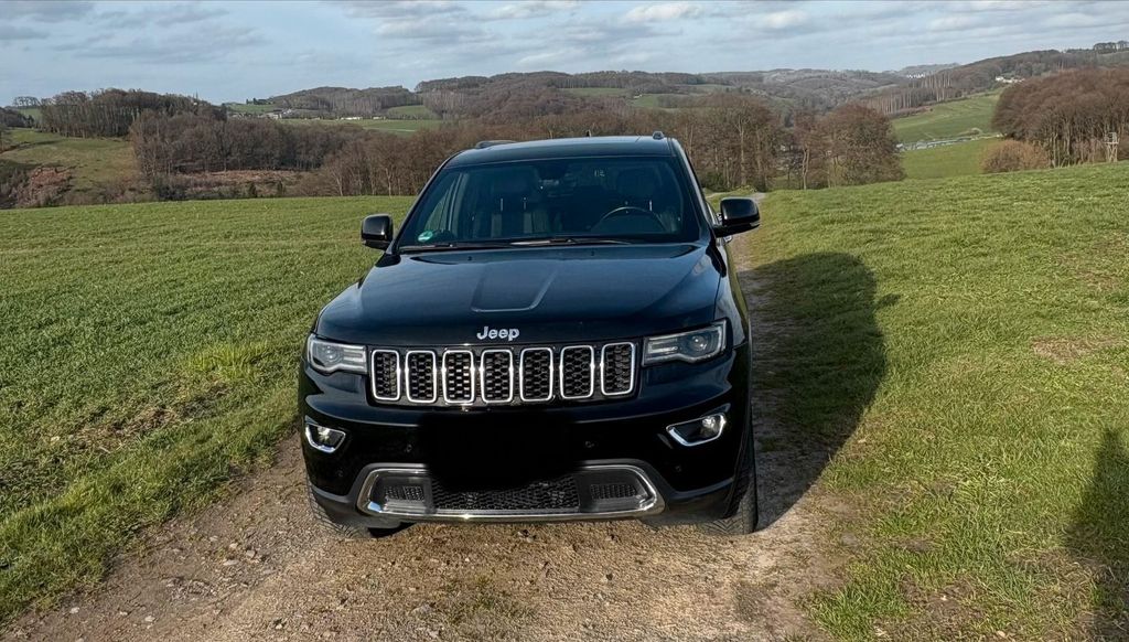 Image of Jeep Grand Cherokee