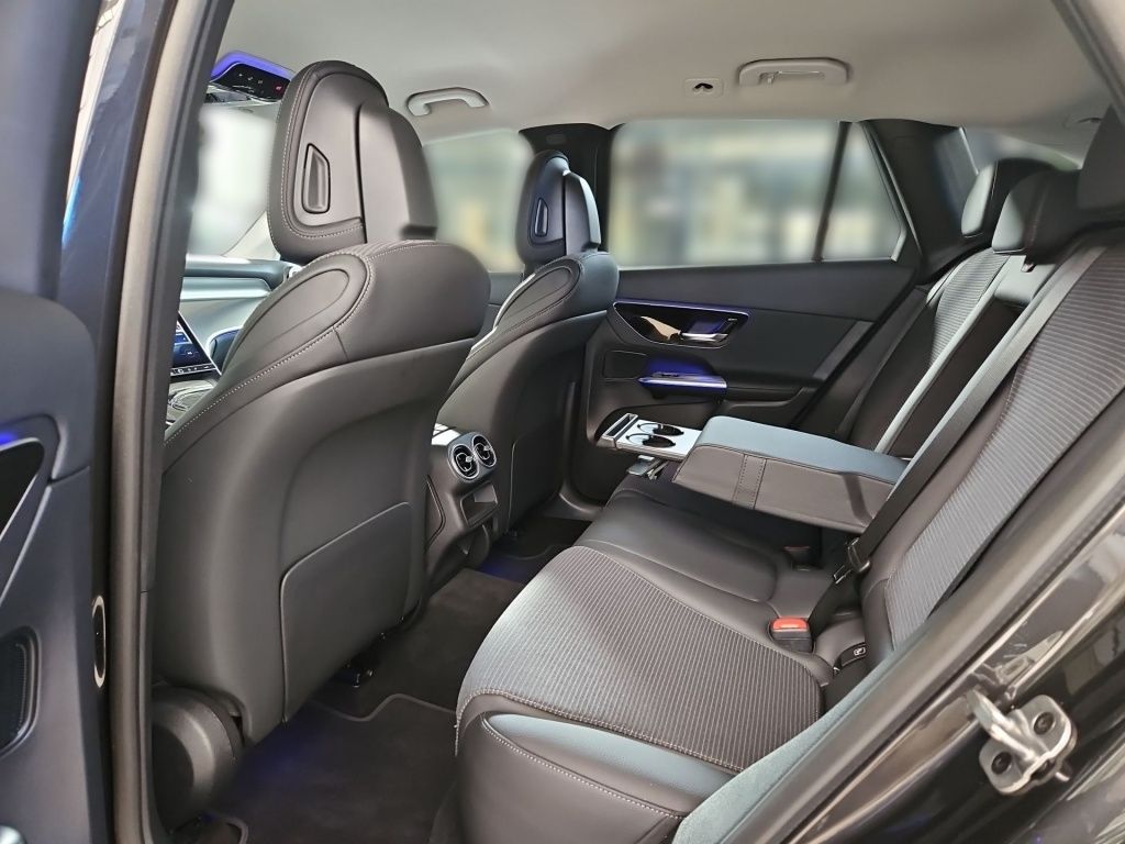 Fahrzeugabbildung Mercedes-Benz GLC 200 4M Avantgarde AHK Totwi. Memory LED SHZ