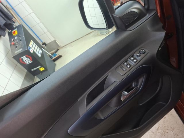 Peugeot Rifter Allure 1.5 BHDi 130 °Navi°AHK°AAC°PDC°