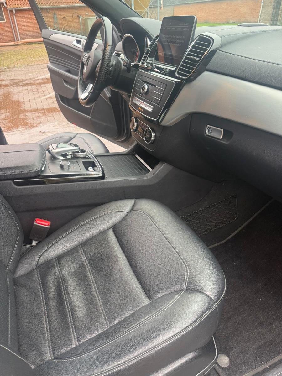 Mercedes-Benz GLE 350 d 4MATIC AMG Line