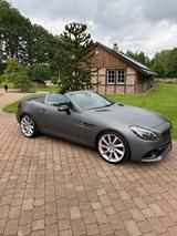 Mercedes-Benz SLC 300 Autom. - - Mercedes-Benz SLC 300 Gebrauchtwagen