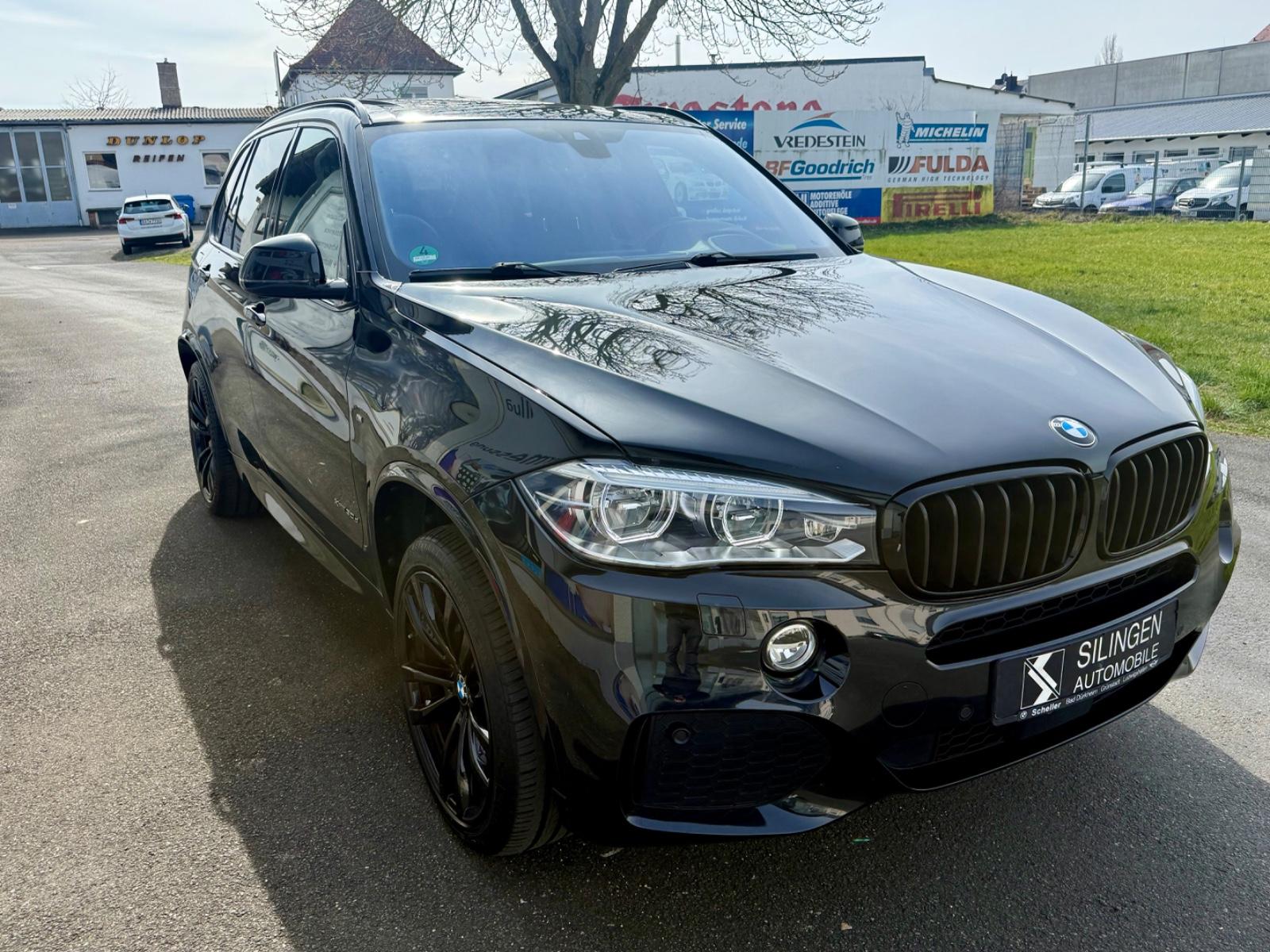 BMW X5 xDrive 30D+M-PAKET+AHK+PANO+SCHECKEHFT+DE+2HD