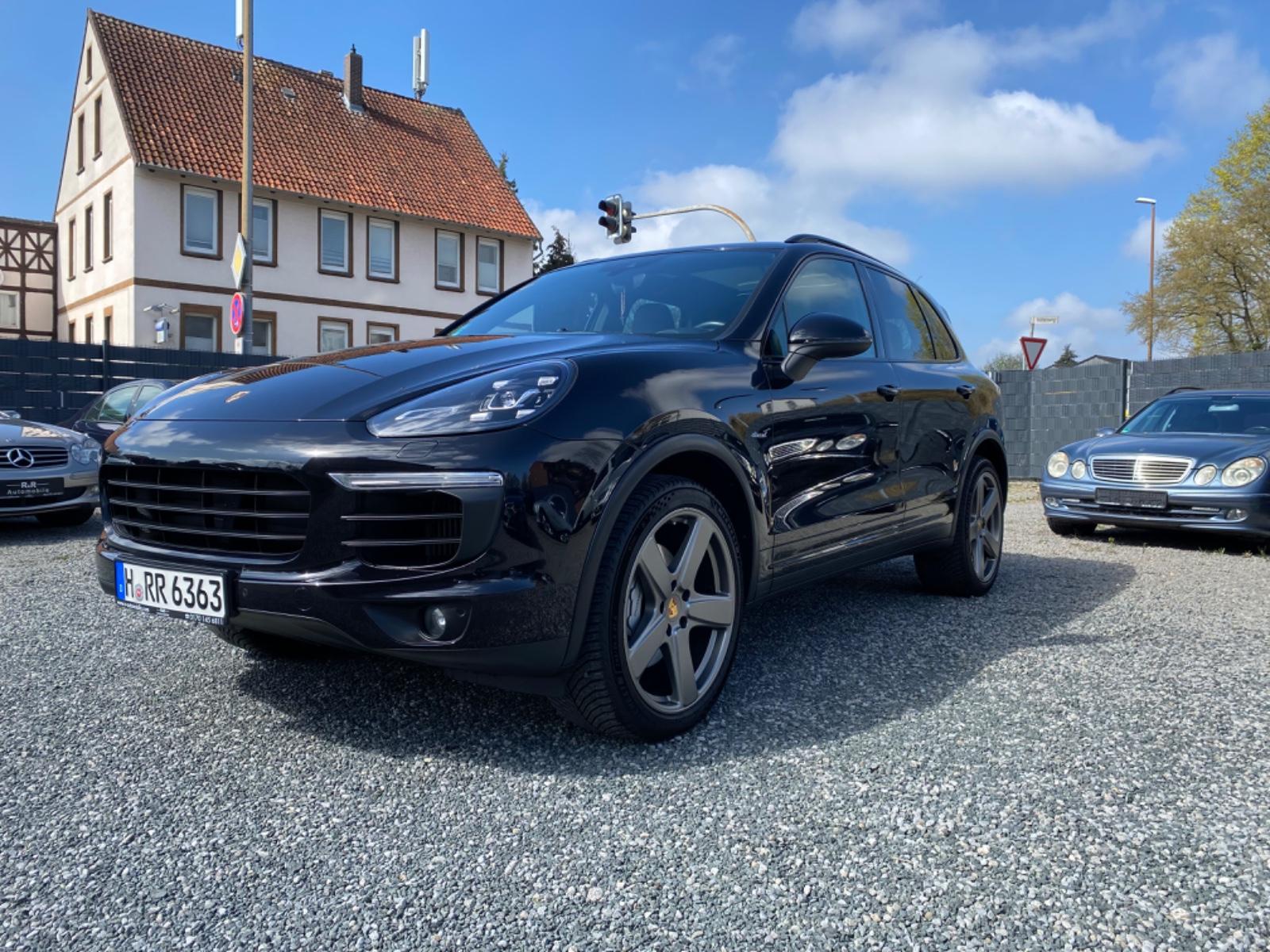 Porsche Cayenne S Diesel LED PDLS+BOSE Pano 4xSH 14-Wege
