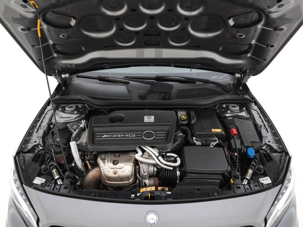 Mercedes-Benz GLA 45 AMG