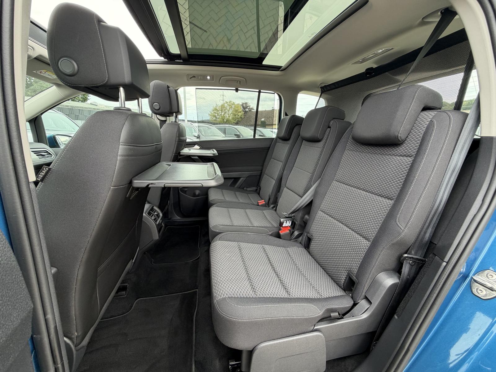 Volkswagen Touran Comfortline Pano ACC Familypaket LED, миниатюра 7