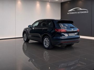 Volkswagen Touareg - 7