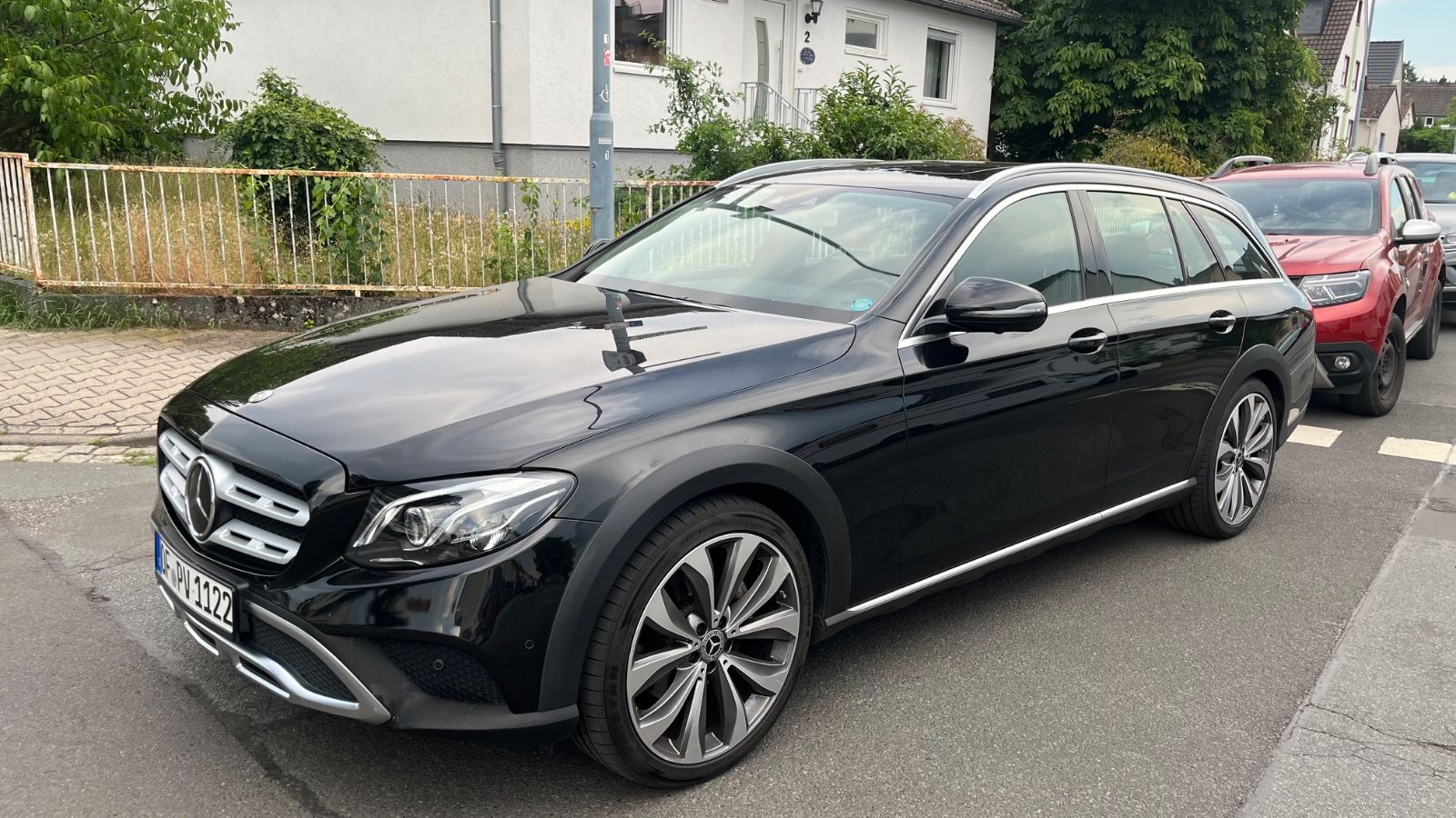 MERCEDES-BENZ E 220 d 4MATIC T All-Terrain Autom. All-Terrain