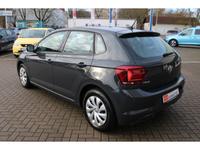 Volkswagen Polo VI Comfortline Navi TWA GRA PDC Radio/CD 8 