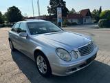 Mercedes-Benz E 240 E -Klasse Lim. E 240|Automatik|Schiebedach - Mercedes-Benz E 240 in Mannheim