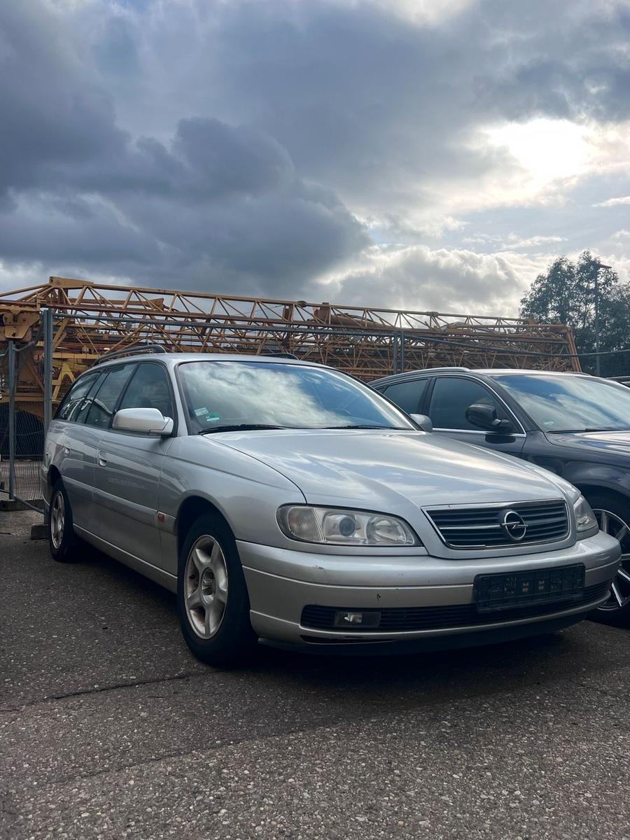 Opel Omega
