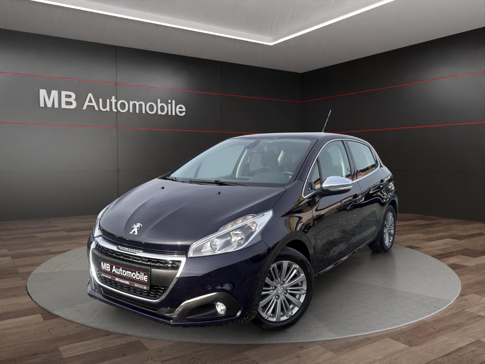 Peugeot 208 Allure *nur 62TKM* LM/Klima/Navi/PDC/SHZ