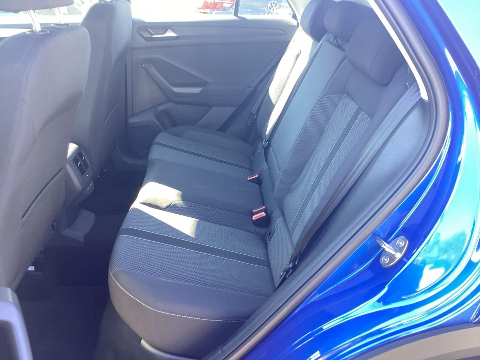 Volkswagen T-Roc - Bild 14