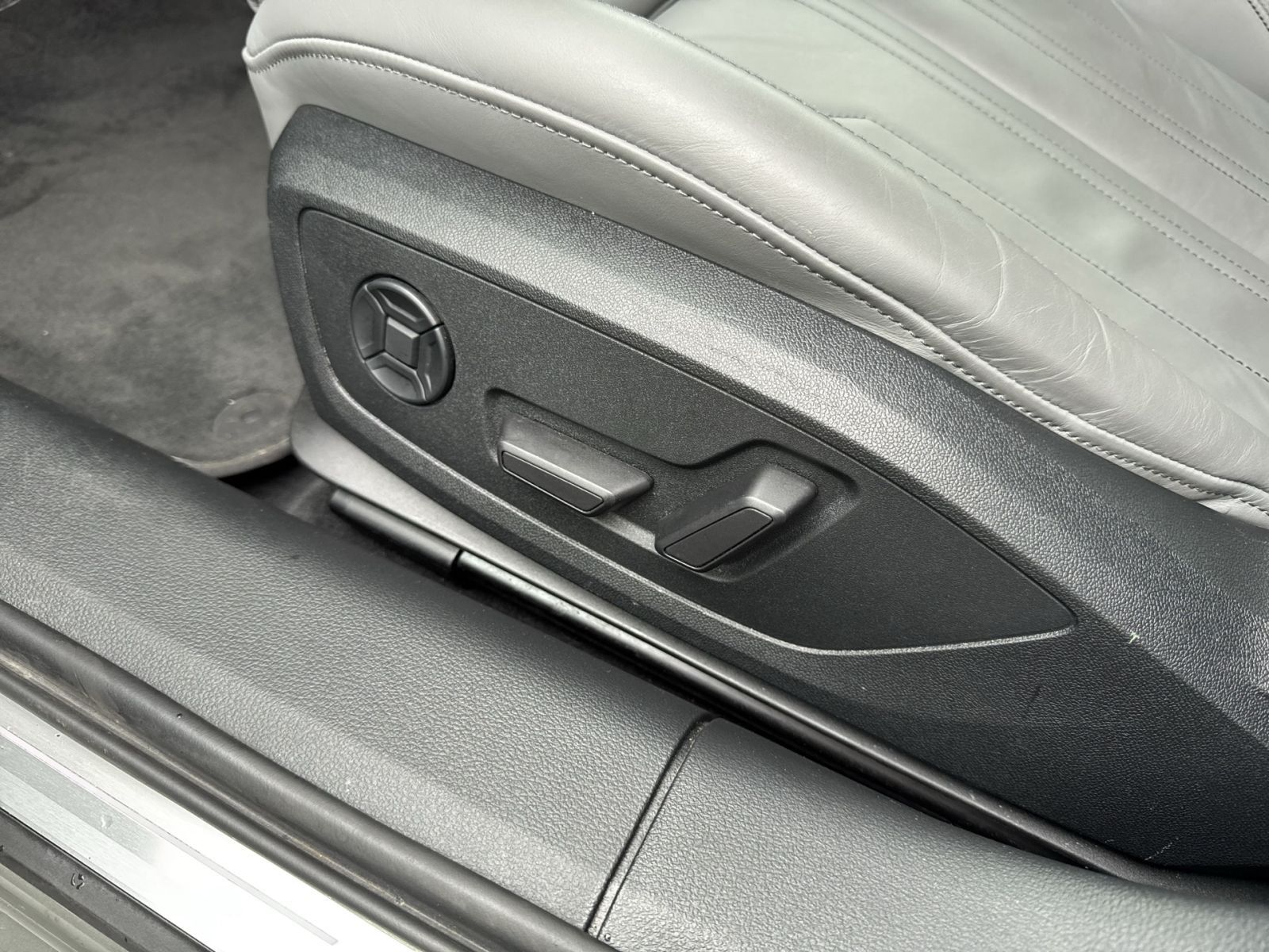 Audi S6 - Bild 25