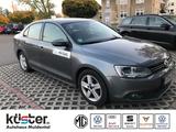 Volkswagen Jetta Comfortl. *SHZ*PDC*GRA*CLIMATRONIC* - Volkswagen Jetta aus 2011