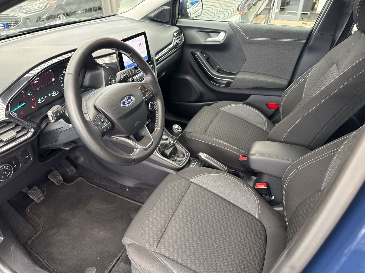 Fahrzeugabbildung Ford Puma Titanium 1.0 Mild Hybrid Winterpaket GJR NA