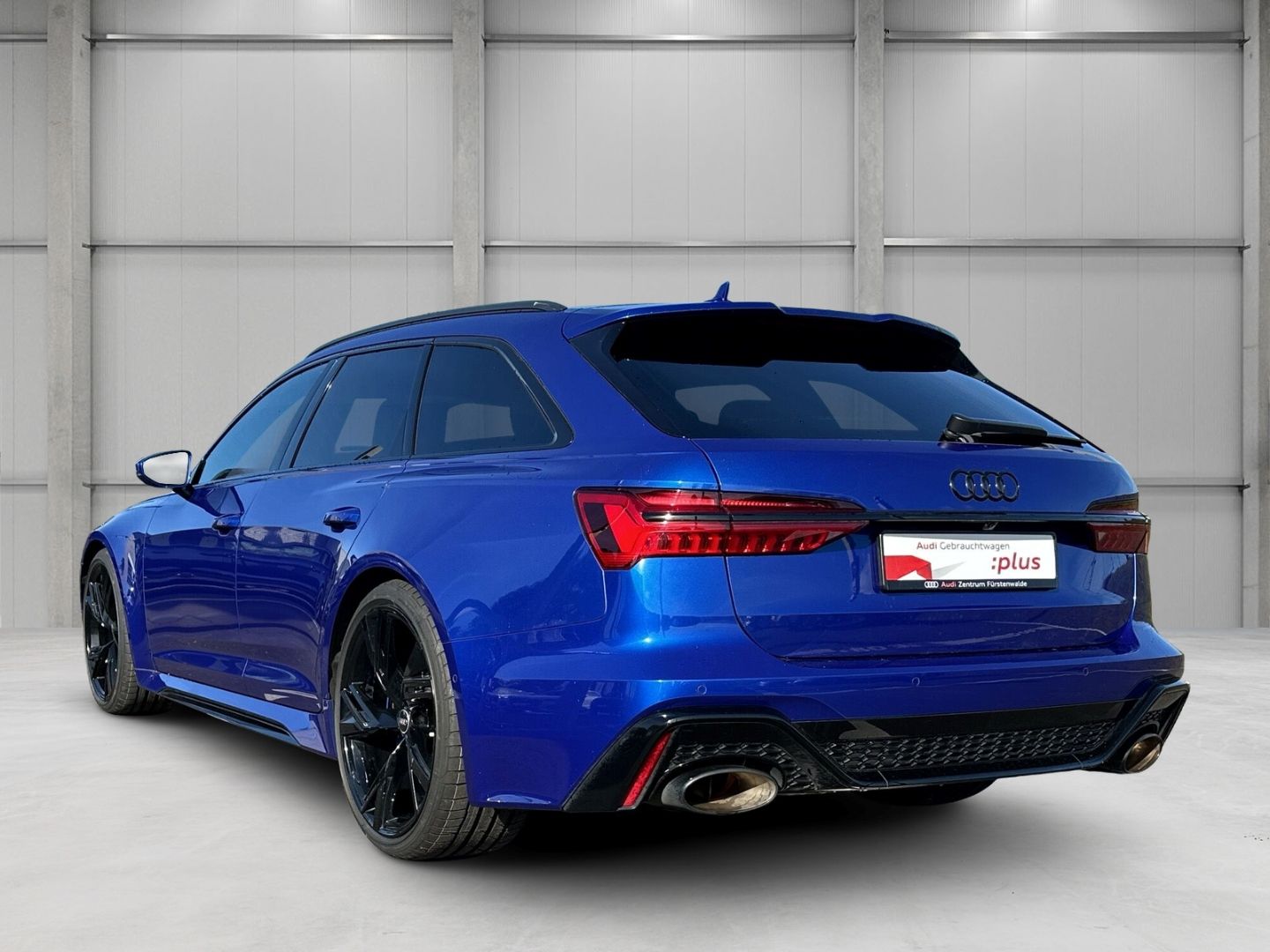 Audi RS6 Avant 4.0 TFSI quattro StandHZG AHK Leder So foto 3