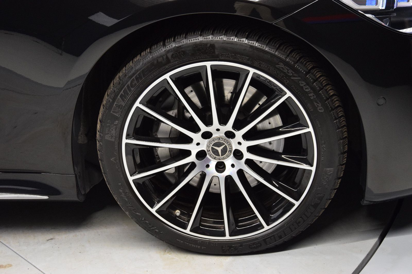 Fahrzeugabbildung Mercedes-Benz S 400 d 4Matic Lang AMG Pano TV Burmester HeadUp