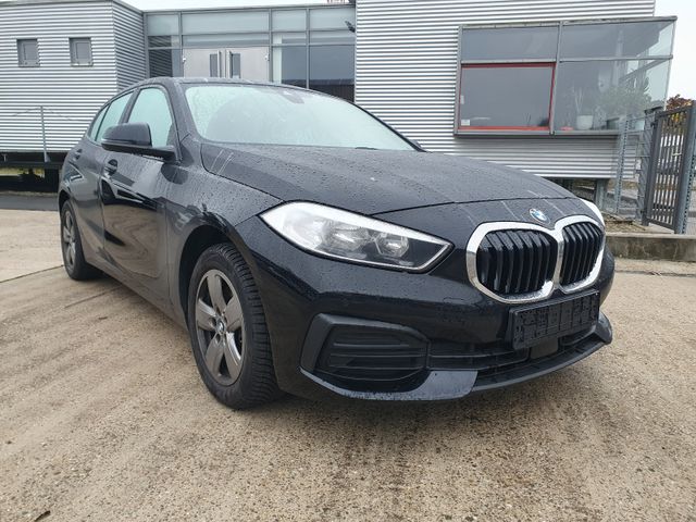 BMW 118 i Advantage*Servicegepflegt*GARANTIE*NAVI*